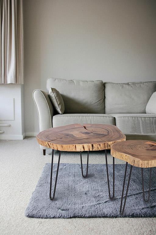 Small Tree Stump Side Table with Pin Legs – Mangowood & Black Metal Accent Table (14")