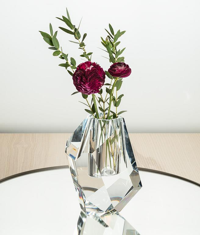 Large Modern Cut Vase – Clear K9 Optical Glass Minimalist Floral Vase (8")